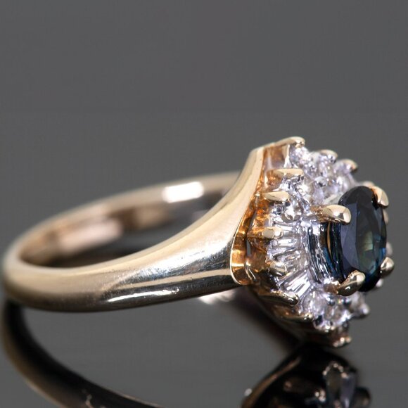 14kt Yellow Gold Natural Sapphire and Real Diamonds Ring, Size 5.25, 3.8 grams - Picture 4 of 6